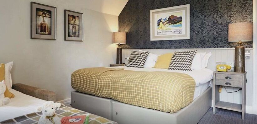 Семейный Номер, Toll House Inn