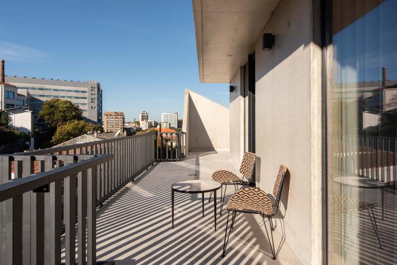 سوییت جونیور, Exe Essenzia Porto