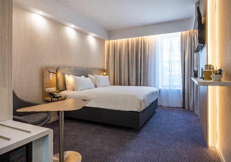 اتاق استاندارد, Holiday Inn Express   Nice   Grand Arenas, An Ihg