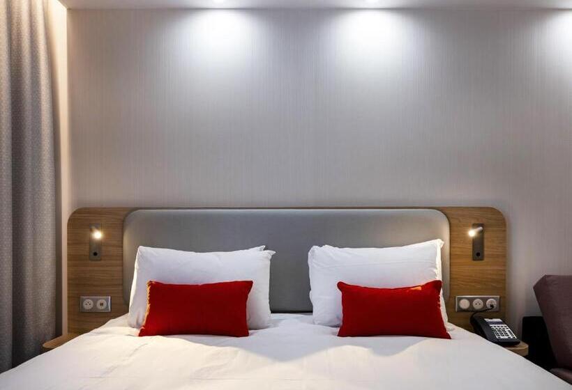 장애인을 위한 스탠다드 룸, Holiday Inn Express   Nice   Grand Arenas, An Ihg