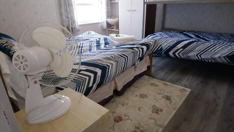 Quarto Familiar, Number 36