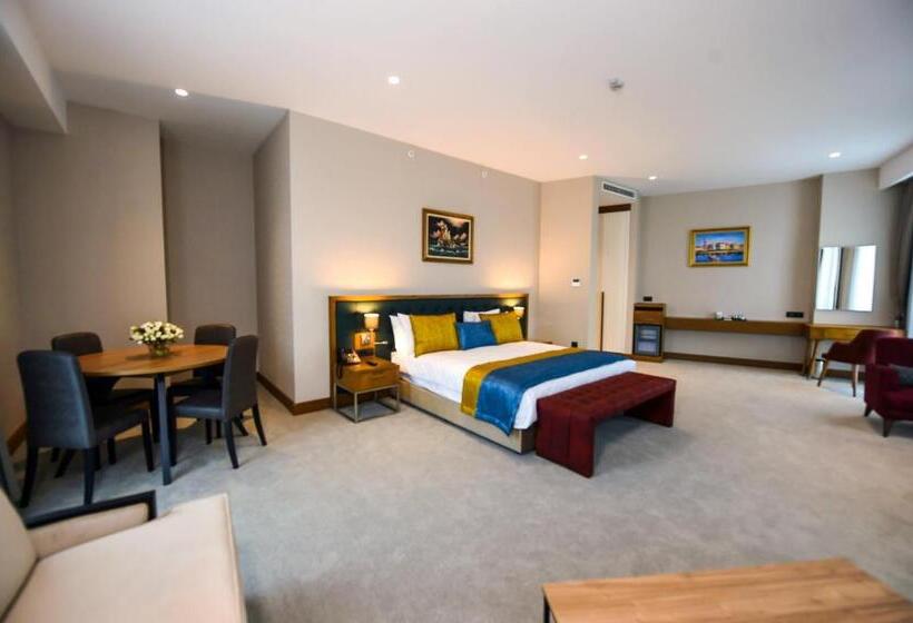 주니어 스위트, Cher Hotel & Spa Istanbul Taksim