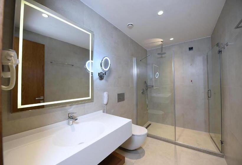 اتاق سوپریور با تخت بزرگ, Cher Hotel & Spa Istanbul Taksim