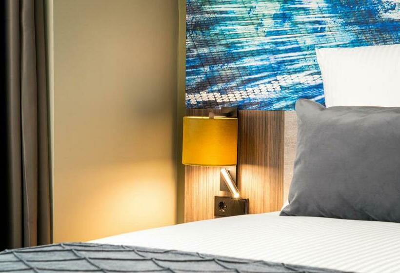 Номер Superior, Leonardo Hotel Eschborn Frankfurt