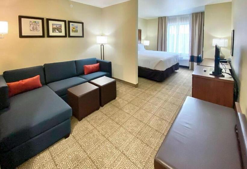 Люкс Кровать Кинг, Comfort Inn & Suites Harrah