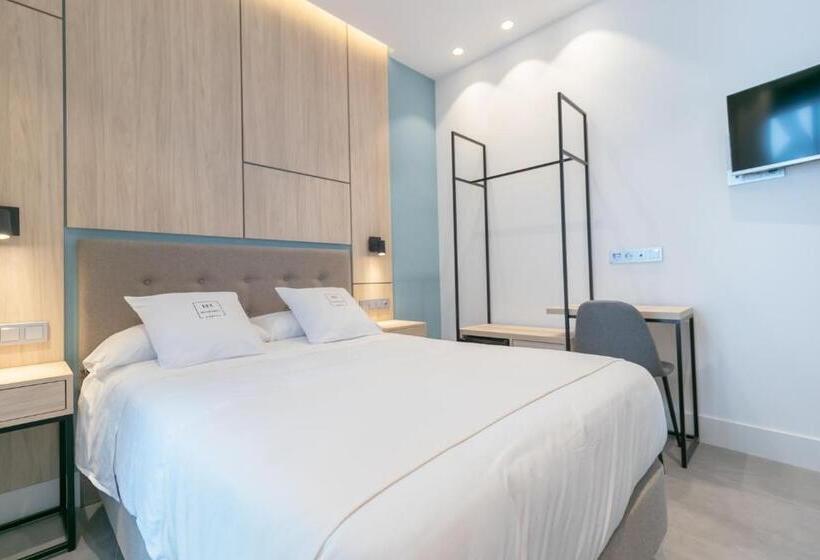 Номер Стандарт, Real Maqueda   Málaga