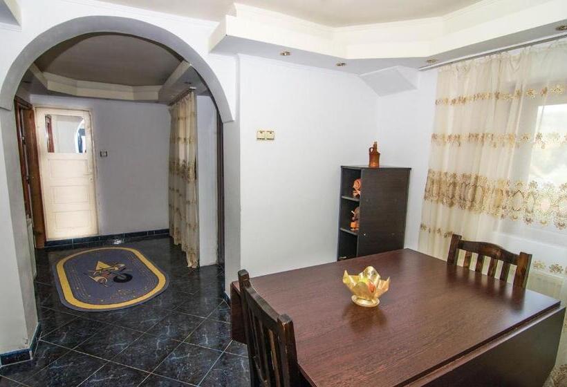 آپارتمان 1 خوابه, Casa Olanesti