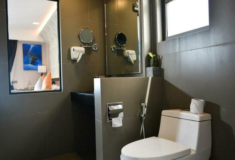 سوییت, Triton Prestige Seaview And Spa