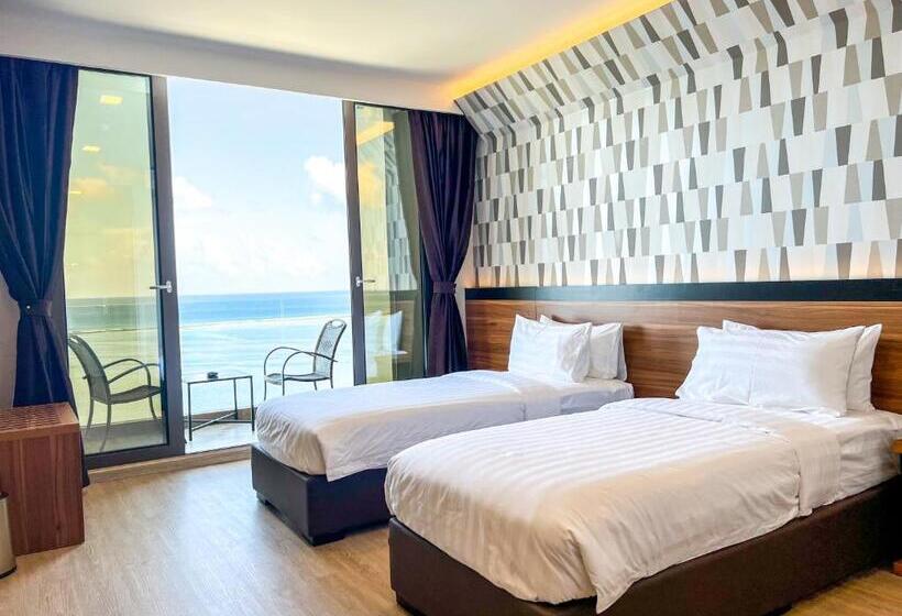 اتاق لوکس با چشم‌انداز دریا, Triton Prestige Seaview And Spa