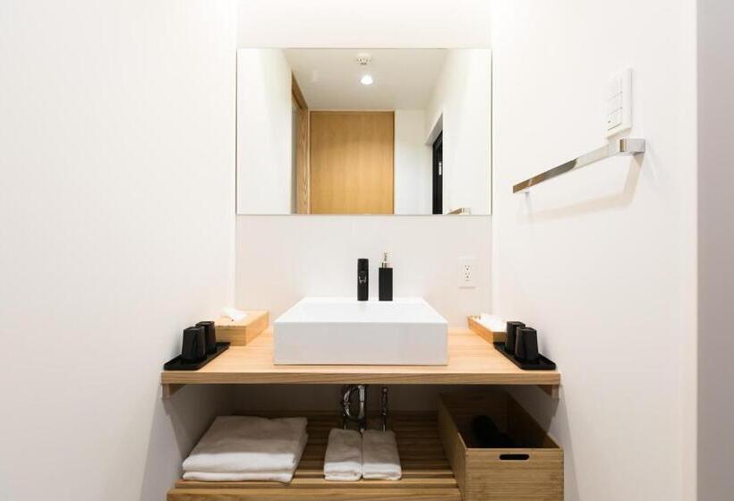 استودیوی لوکس, Design Hotel Kyoto Fuyacho