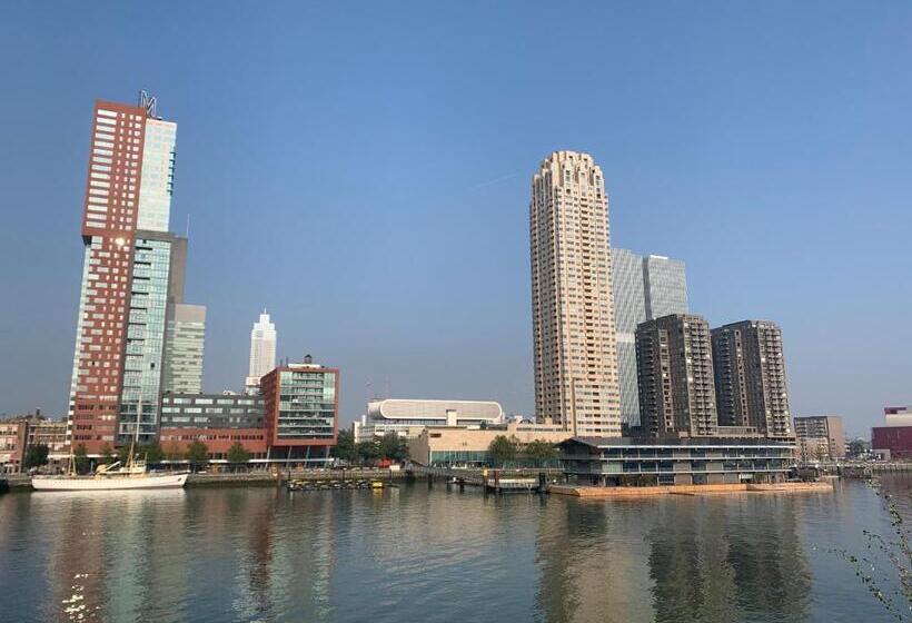 اتاق استاندارد با بالکن, Bed, Bites & Business Hotel Rotterdam