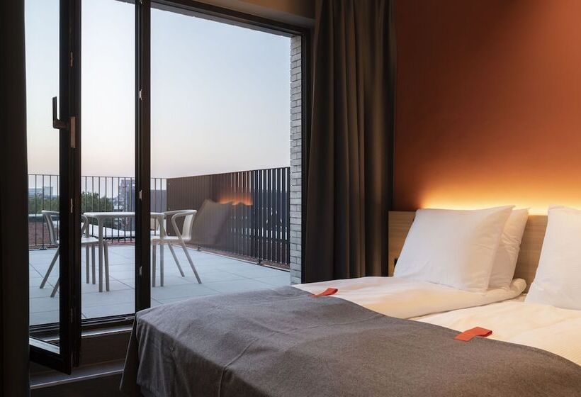 سوییت جونیور, Citybox Antwerp