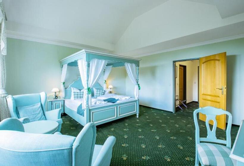 Полулюкс, Ferien Hotel Fläming