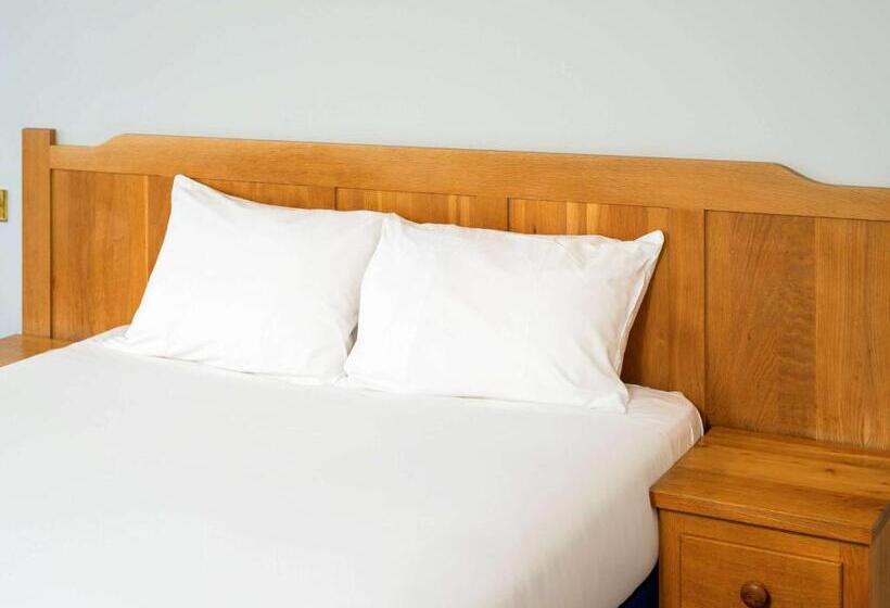 Семейный Номер, Ibis Budget Bromsgrove