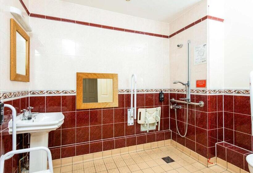 家庭间, Ibis Budget Bromsgrove