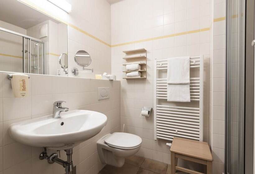 Номер Стандарт, Jufa Hotel Grundlsee