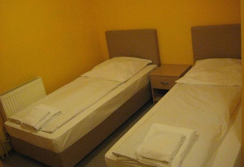 Номер Стандарт Индивидуальный, Pension Alpha   Frankfurt City Central Station