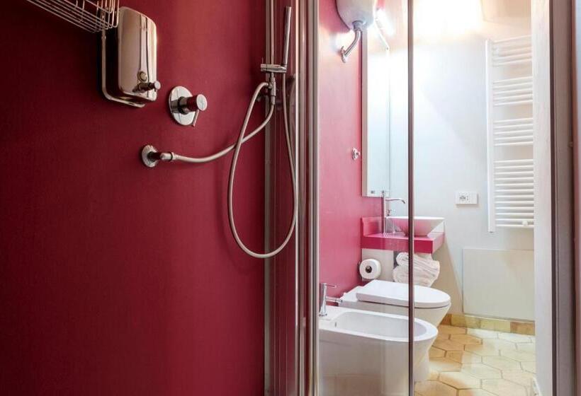 اتاق لوکس, B&b Fermata 106 Da Carolina