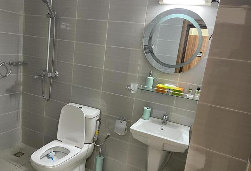 استودیوی لوکس, Residence Sycomore 1