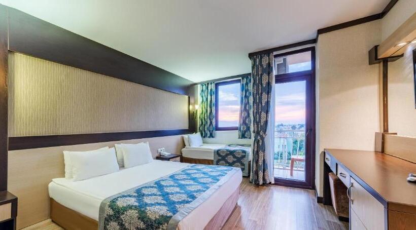 Номер Стандарт Вид на Бассейн, Amon Hotels Belek   Adult Only