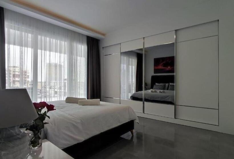 1 Bedroom Penthouse Apartment, Courtyard Long Beach Holiday Resort