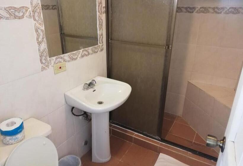 اتاق استاندارد سه نفره, La Casa De Doña Cata