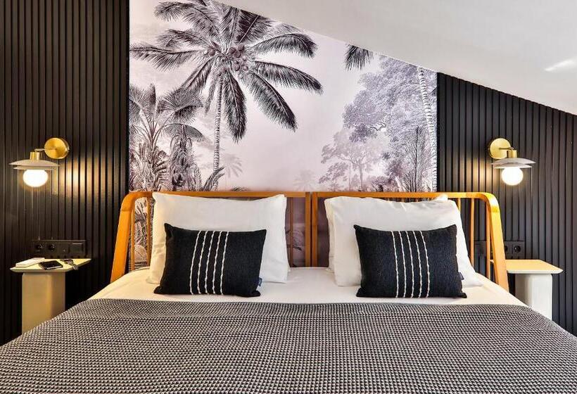Трехместный Номер Стандарт с Балконом, Luff Suites