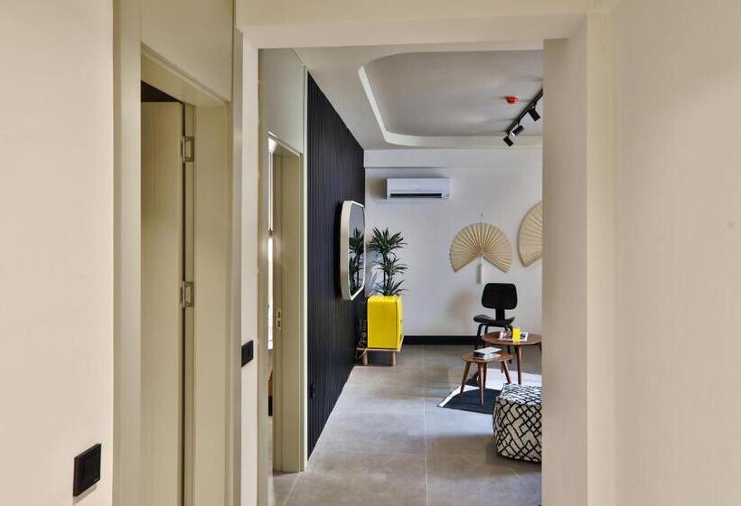 Люкс Superior, Luff Suites