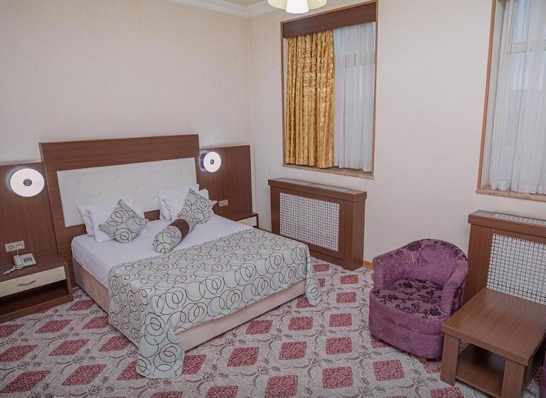 اتاق استاندارد یک نفره, Grand Nakhchivan