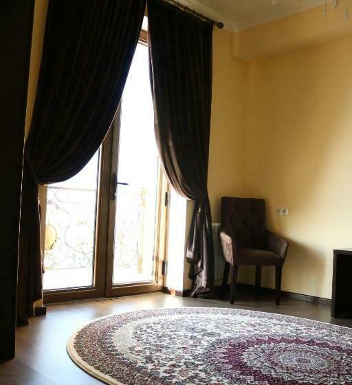 اتاق استاندارد یک نفره, Marhabo Hotel Palace