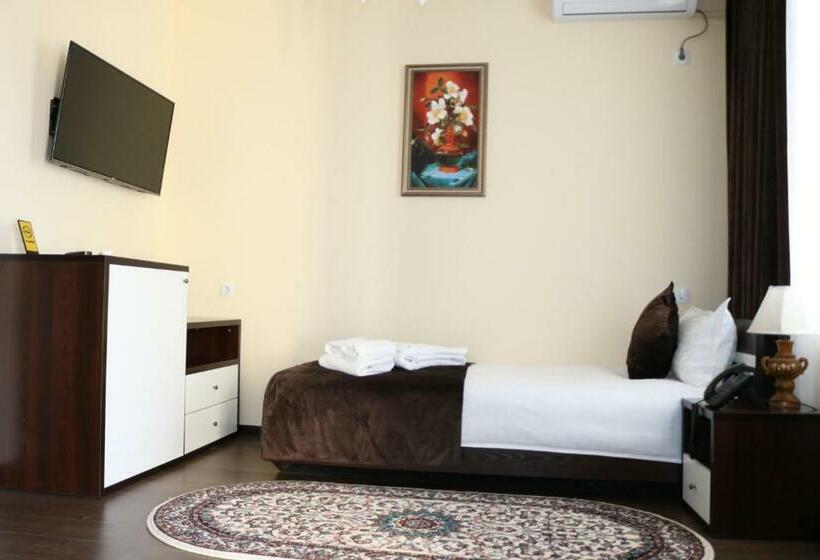 اتاق استاندارد یک نفره, Marhabo Hotel Palace