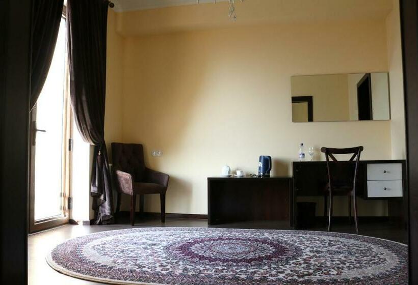 اتاق استاندارد یک نفره, Marhabo Hotel Palace