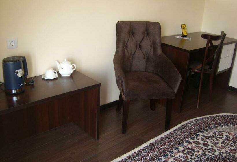 اتاق استاندارد یک نفره, Marhabo Hotel Palace