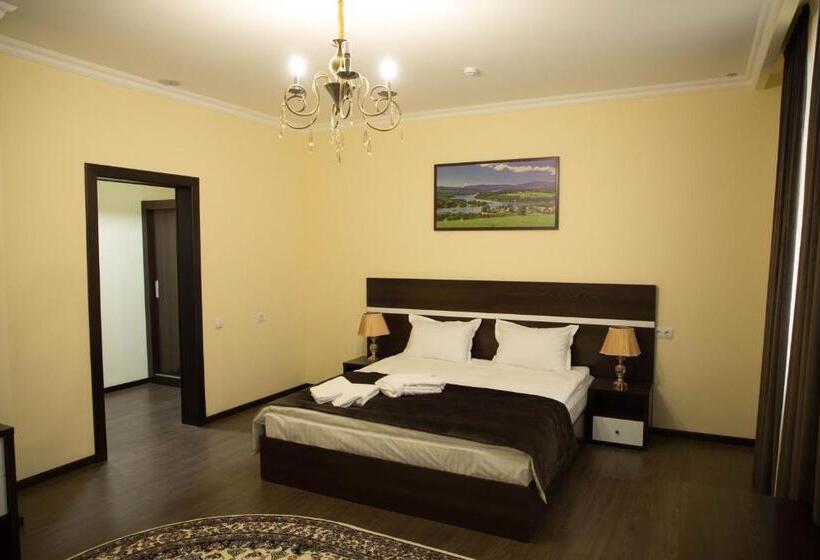اتاق سوپریور با تخت بزرگ, Marhabo Hotel Palace
