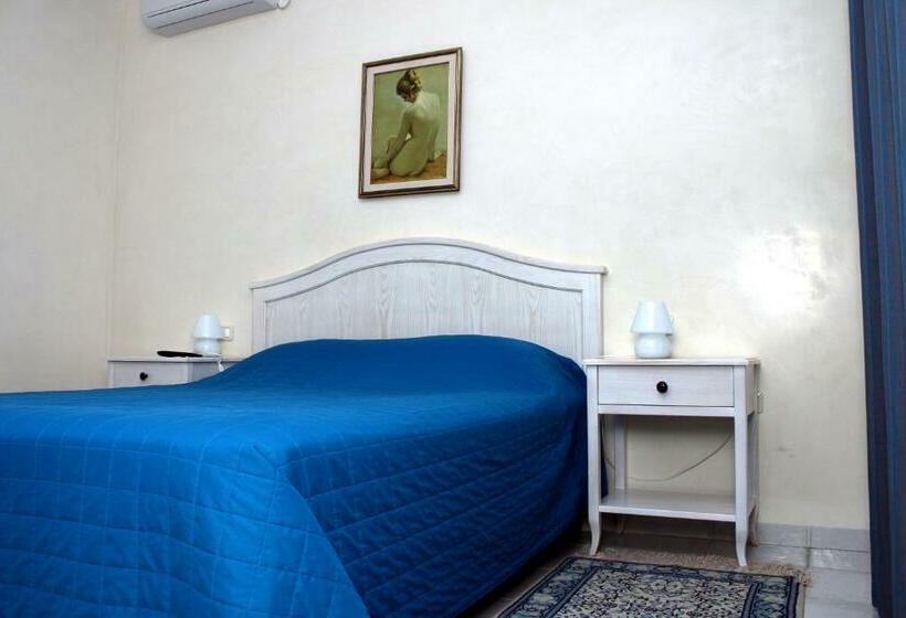 חדר משפחתי נוף לים, Casa Mia