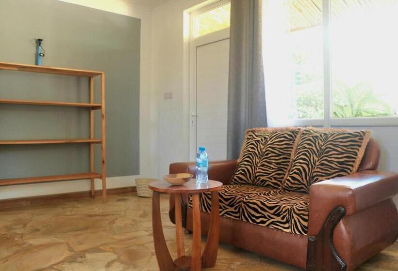 اتاق لوکس, Karanga River Lodge