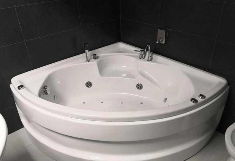 اتاق استاندارد با تخت بزرگ, Dnt House & Spa