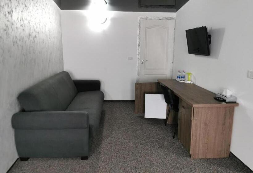 اتاق لوکس خانوادگی, Dnt House & Spa