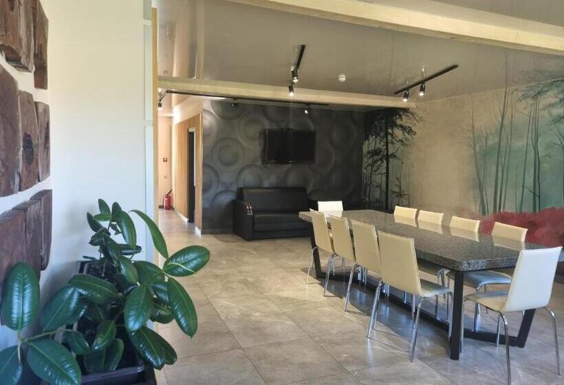 Семейный Номер, Loft Wood