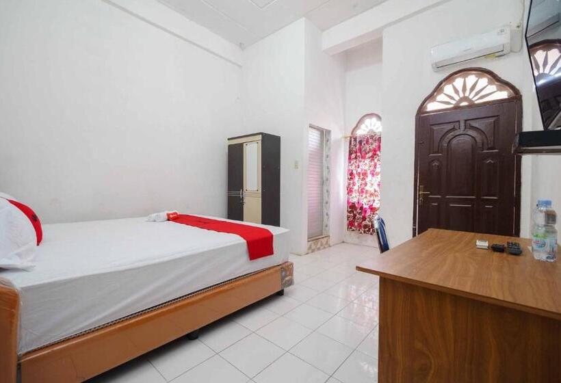 Номер Стандарт, Reddoorz Syariah Near Stasiun Kereta Api Kisaran