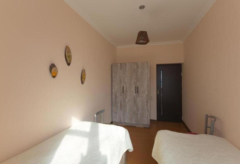 기본룸, Chamich Guesthouse