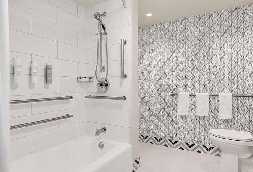 آپارتمان 2 خوابه, Embassy Suites By Hilton Charlotte Concord Golf Resort & Spa