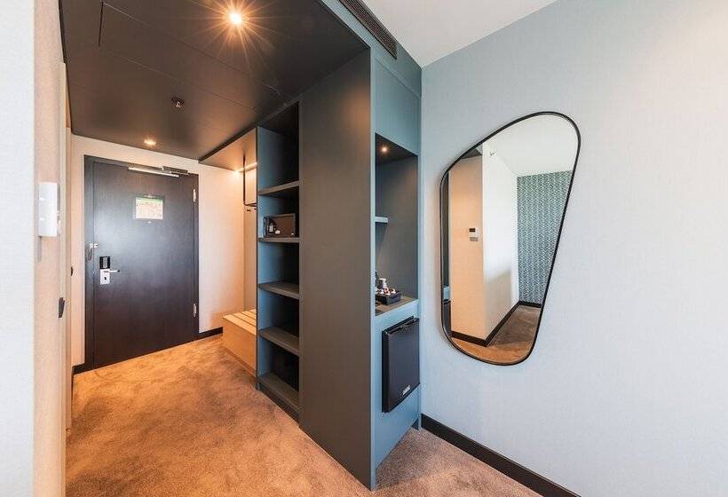 Номер Комфорт, Van Der Valk Hotel Düsseldorf
