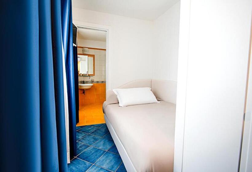 Economy Einzelzimmer, Villa Pandora