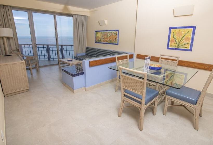 سوییت لوکس, Zuana Beach Resort