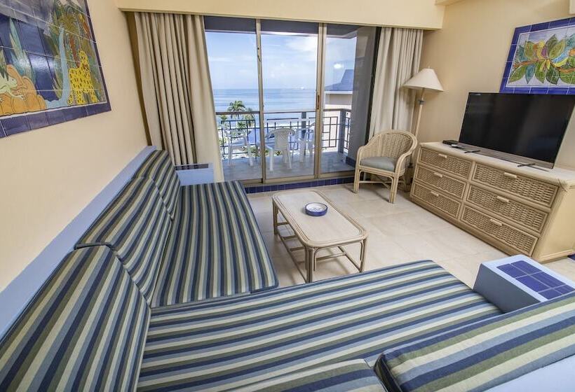 سوییت خانوادگی, Zuana Beach Resort