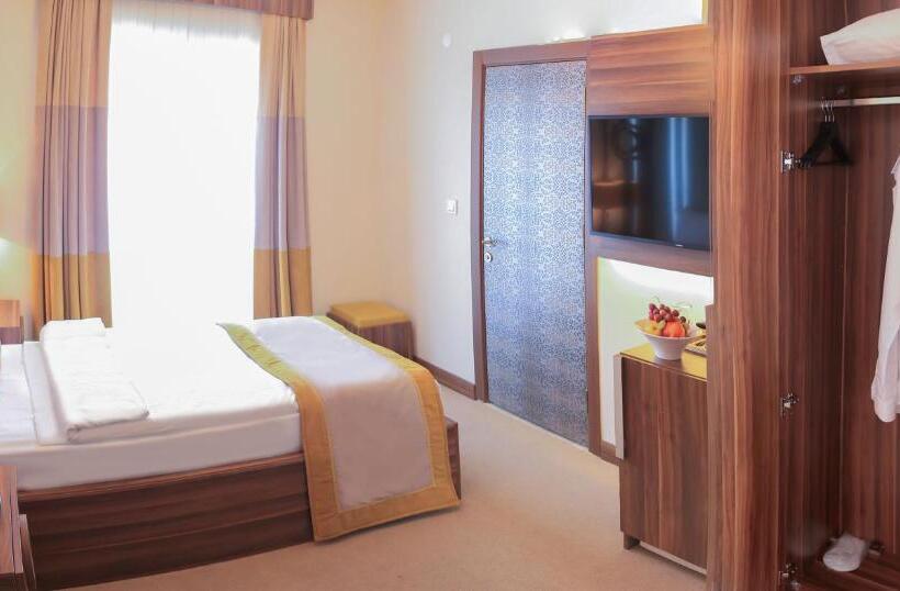 Трехместный Номер Базовый, Burçman Hotel Vişne