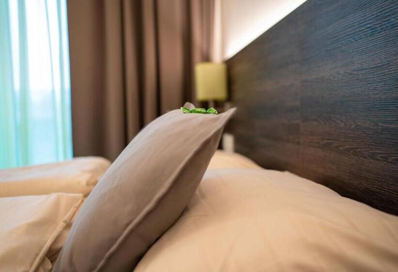 Номер Стандарт Индивидуальный, Eee Hotel Gunskirchen
