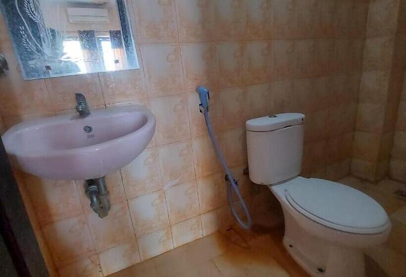 Номер Стандарт, Mulia Kendari Mitra Reddoorz