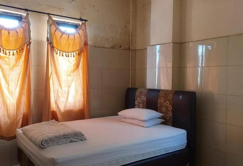 Номер Стандарт, Mulia Kendari Mitra Reddoorz